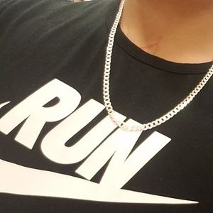 Meet your Posher, That